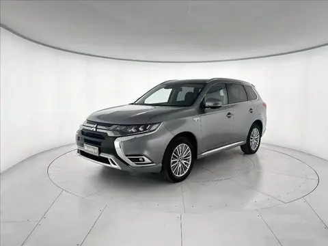 Used MITSUBISHI OUTLANDER Hybrid 2019 Ad 