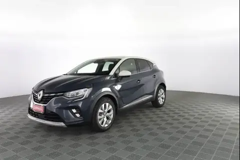 Used RENAULT CAPTUR Hybrid 2022 Ad 