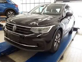 Used VOLKSWAGEN TIGUAN Petrol 2023 Ad 