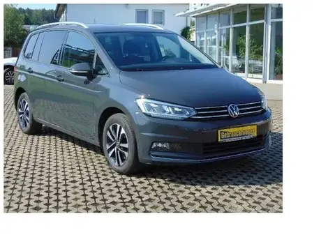 Used VOLKSWAGEN TOURAN Petrol 2021 Ad 