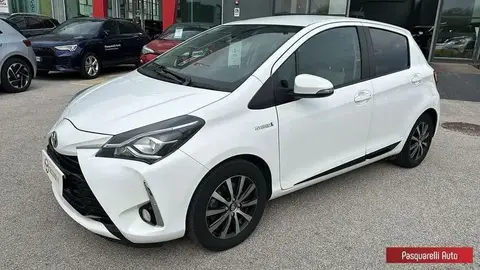 Used TOYOTA YARIS Hybrid 2017 Ad 