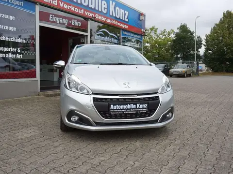 Used PEUGEOT 208 Petrol 2016 Ad 