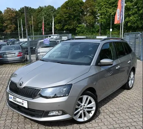 Used SKODA FABIA Petrol 2016 Ad 