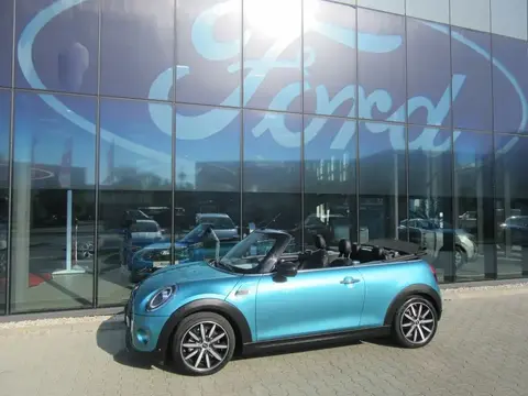 Annonce MINI COOPER Essence 2019 d'occasion Allemagne