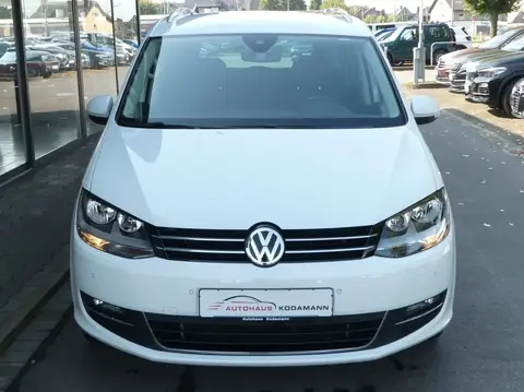 Used VOLKSWAGEN SHARAN Petrol 2020 Ad Germany