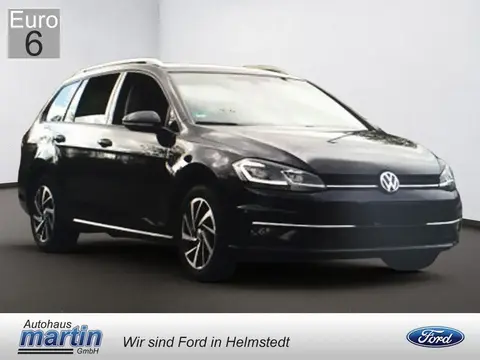 Used VOLKSWAGEN GOLF Petrol 2018 Ad 