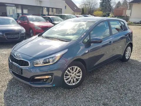 Used KIA CEED Petrol 2017 Ad 