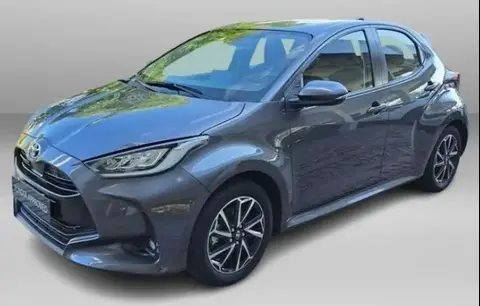 Used TOYOTA YARIS Hybrid 2021 Ad 