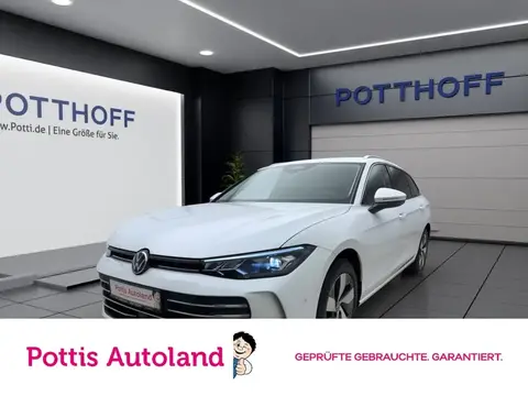 Used VOLKSWAGEN PASSAT Petrol 2024 Ad 