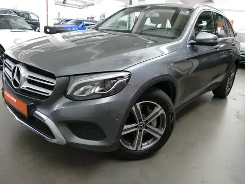 Used MERCEDES-BENZ CLASSE GLC Petrol 2017 Ad 