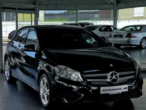 Annonce MERCEDES-BENZ CLASSE A Diesel 2014 d'occasion 