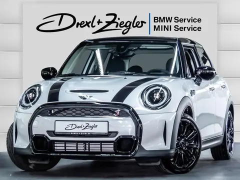 Annonce MINI COOPER Essence 2024 d'occasion Allemagne