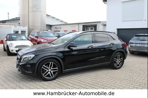 Used MERCEDES-BENZ CLASSE GLA Petrol 2015 Ad 