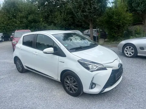 Used TOYOTA YARIS Hybrid 2017 Ad 