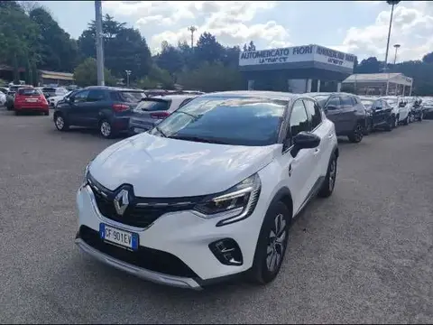 Used RENAULT CAPTUR Hybrid 2021 Ad 