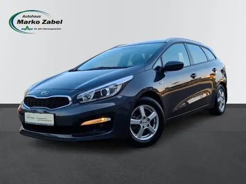 Used KIA CEED Petrol 2017 Ad 