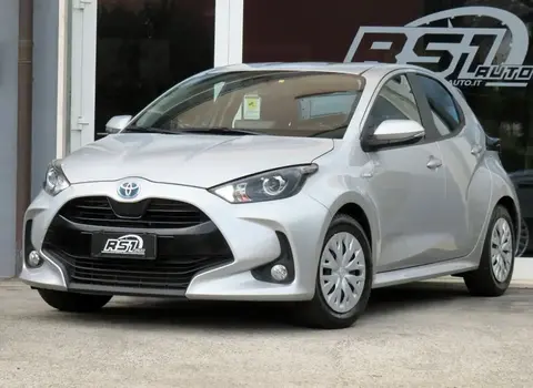 Used TOYOTA YARIS Hybrid 2021 Ad 