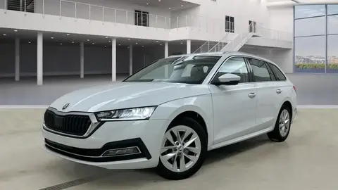 Annonce SKODA OCTAVIA Essence 2023 d'occasion Allemagne