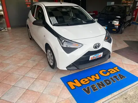 Used TOYOTA AYGO X LPG 2022 Ad 