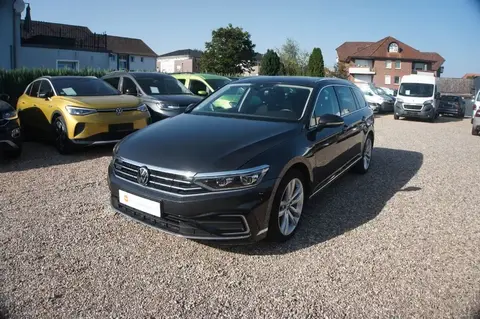 Used VOLKSWAGEN PASSAT Hybrid 2021 Ad 