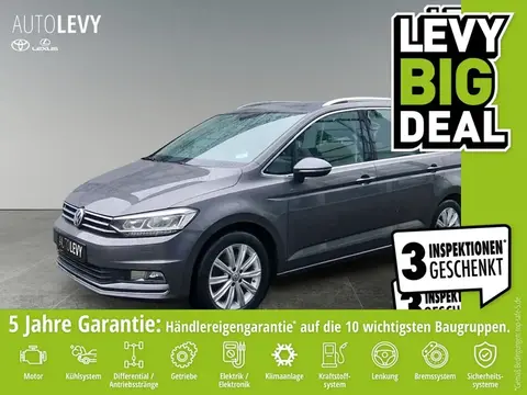 Used VOLKSWAGEN TOURAN Petrol 2015 Ad 