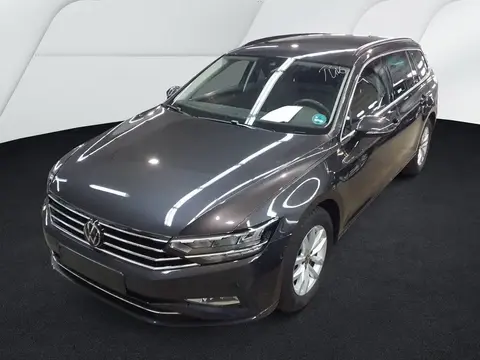 Used VOLKSWAGEN PASSAT Petrol 2023 Ad 