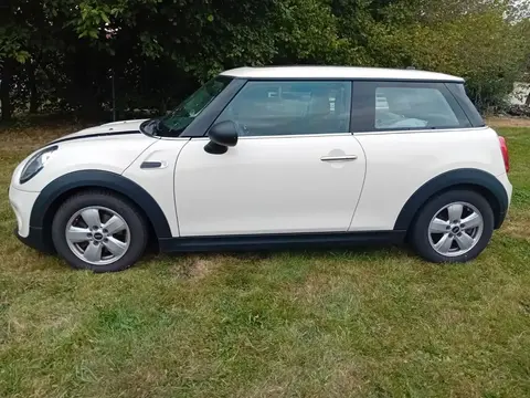 Used MINI ONE Petrol 2014 Ad 