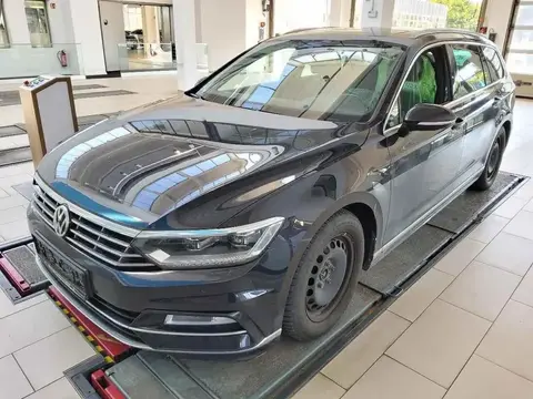 Used VOLKSWAGEN PASSAT Diesel 2019 Ad 