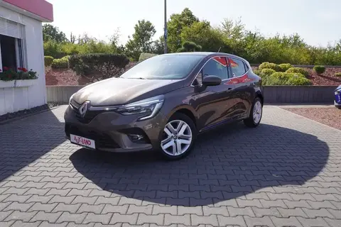 Used RENAULT CLIO Petrol 2020 Ad Germany