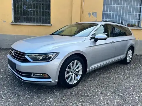 Used VOLKSWAGEN PASSAT Diesel 2018 Ad 