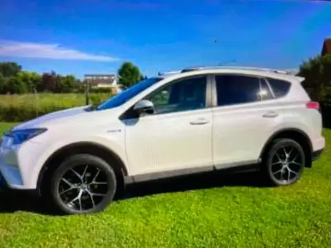 Used TOYOTA RAV4 Hybrid 2016 Ad 