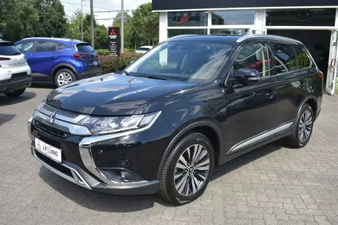 Used MITSUBISHI OUTLANDER Petrol 2018 Ad 