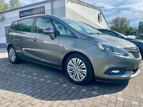 Used OPEL ZAFIRA Petrol 2017 Ad 