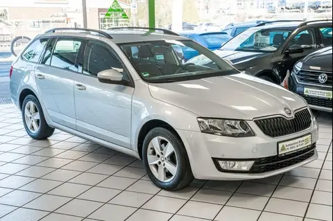 Used SKODA OCTAVIA Petrol 2017 Ad 