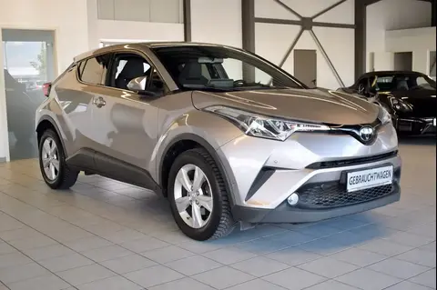 Used TOYOTA C-HR Petrol 2018 Ad 