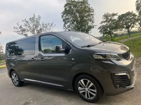 Used PEUGEOT TRAVELLER Diesel 2018 Ad Germany