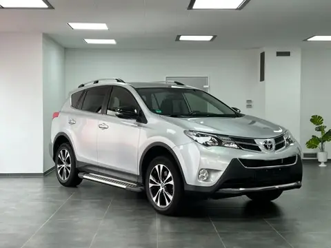 Used TOYOTA RAV4 Petrol 2014 Ad Germany