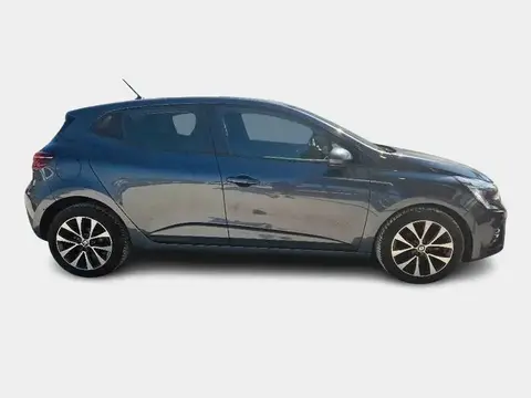 Used RENAULT CLIO Petrol 2021 Ad 