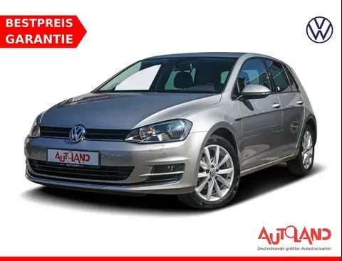 Used VOLKSWAGEN GOLF Petrol 2015 Ad 