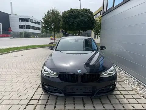 Used BMW SERIE 3 Petrol 2018 Ad 