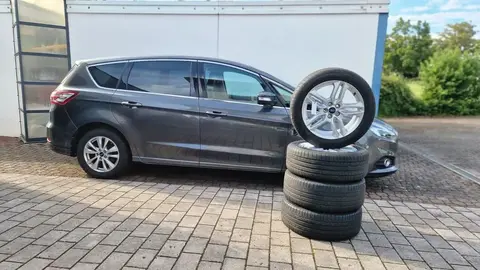 Used FORD S-MAX Diesel 2019 Ad 