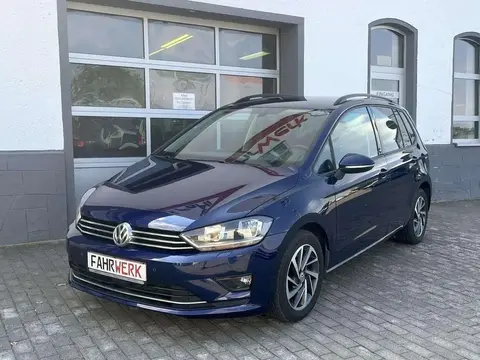 Used VOLKSWAGEN GOLF Petrol 2017 Ad 