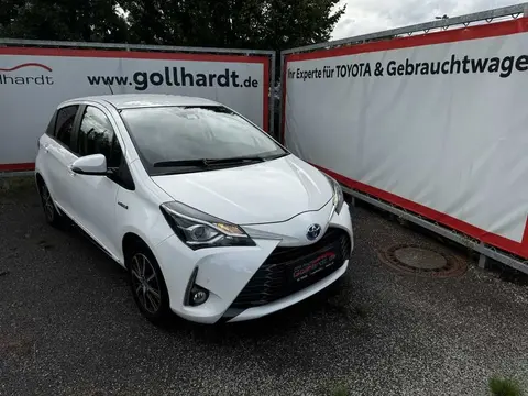 Used TOYOTA YARIS Hybrid 2019 Ad 