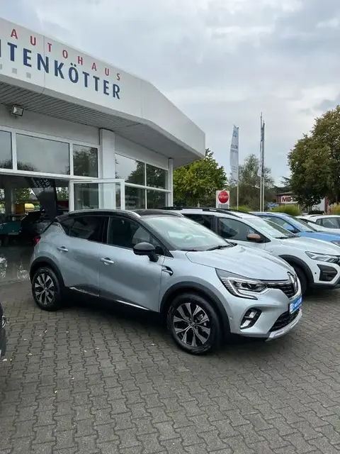 Annonce RENAULT CAPTUR Essence 2024 d'occasion 