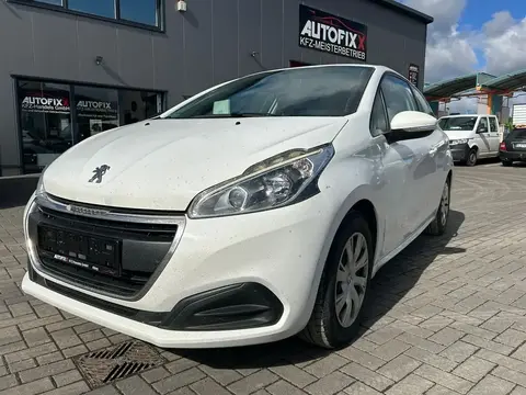 Used PEUGEOT 208 Petrol 2017 Ad 