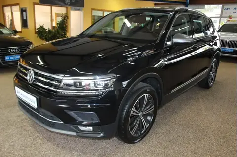 Used VOLKSWAGEN TIGUAN Petrol 2020 Ad 