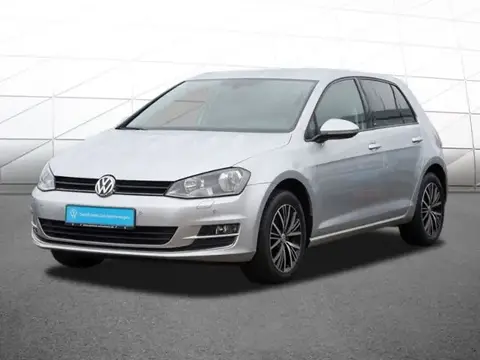 Used VOLKSWAGEN GOLF Petrol 2016 Ad 