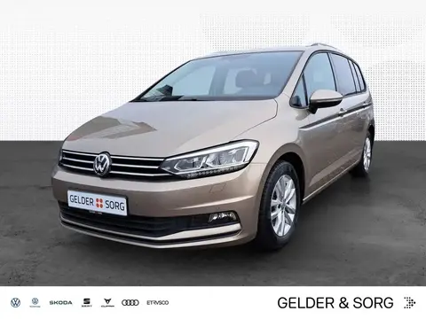 Used VOLKSWAGEN TOURAN Petrol 2017 Ad 