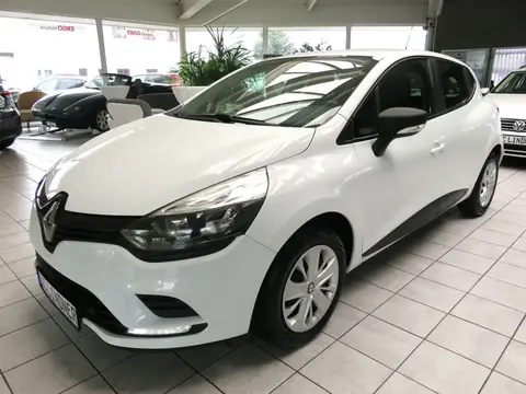 Used RENAULT CLIO Petrol 2017 Ad 