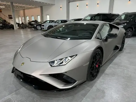 Used LAMBORGHINI HURACAN Petrol 2022 Ad 